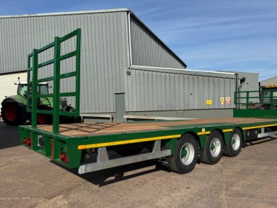 Bailey flat deck low loader