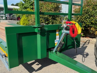 Bailey flat deck low loader