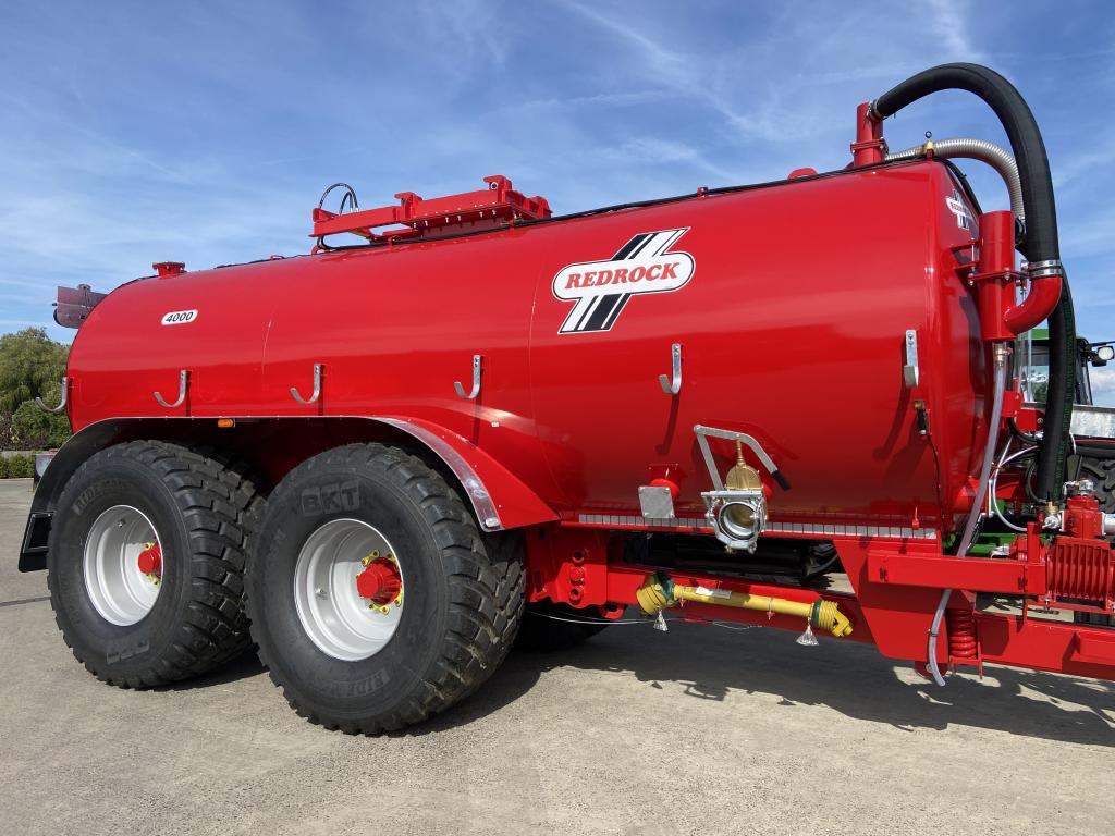 Redrock 4000 gallon tanker