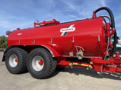 Redrock 4000 gallon tanker