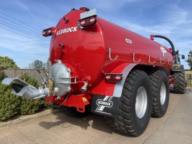 Redrock 4000 gallon tanker