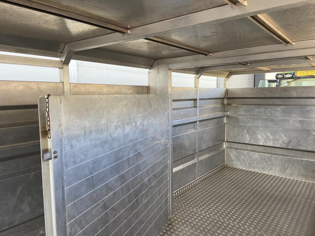 Stewart GX12 FT 12 ton flat trailer with livestock container