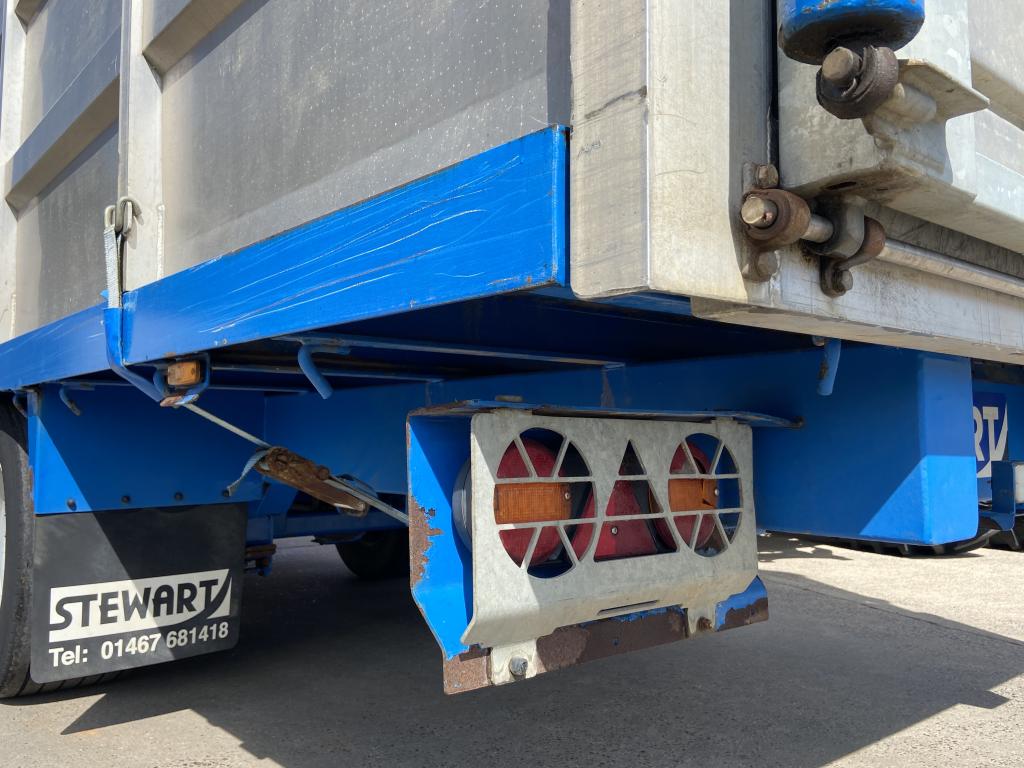 Stewart GX12 FT 12 ton flat trailer with livestock container