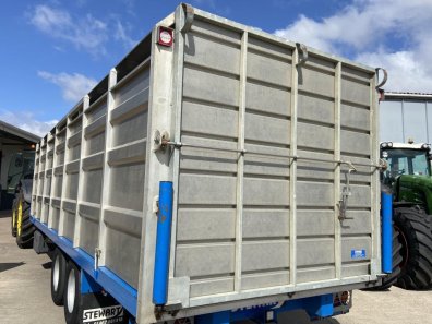 Stewart GX12 FT 12 ton flat trailer with livestock container