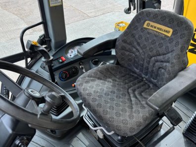 New Holland B110C TC