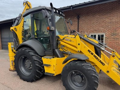 New Holland B110C TC