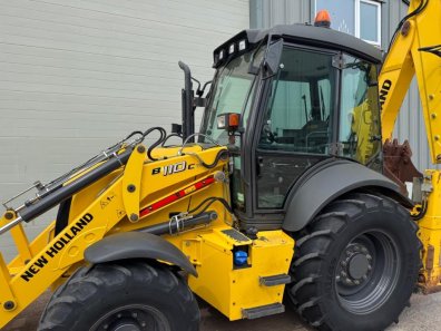 New Holland B110C TC