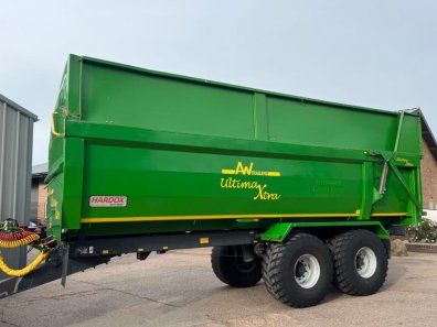 AW Ultima Xtra 18 Ton silage trailer