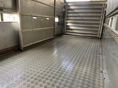 Ifor Williams TA510 14ft livestock trailer