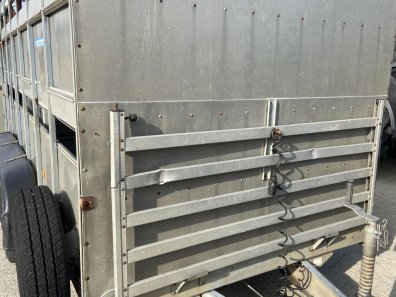 Ifor Williams TA510 14ft livestock trailer