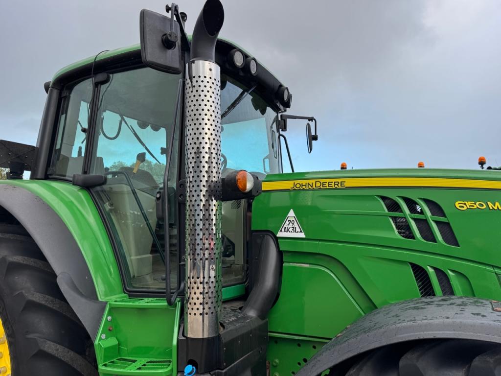 John Deere 6150M
