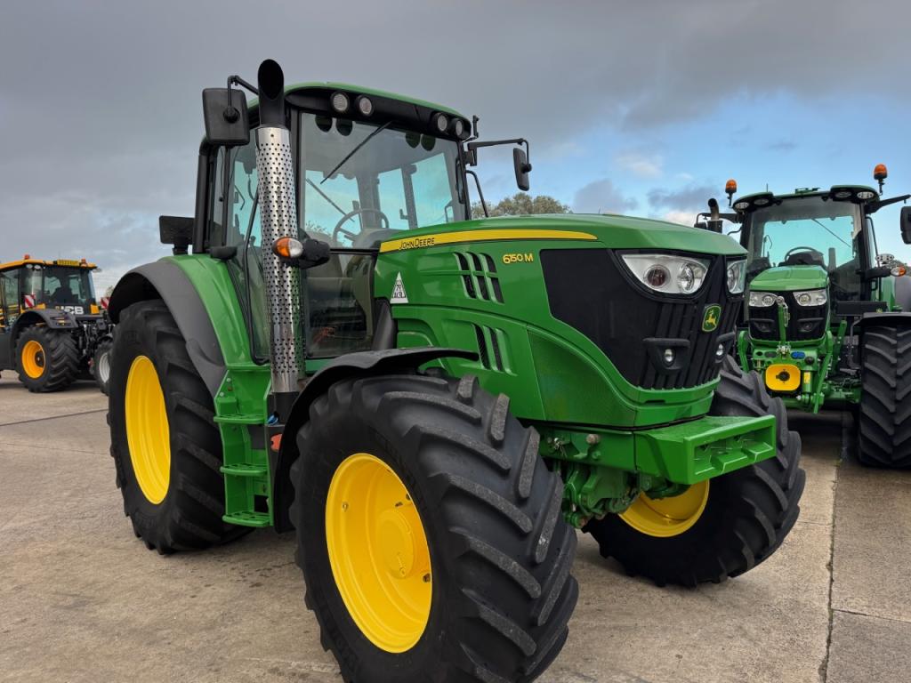 John Deere 6150M
