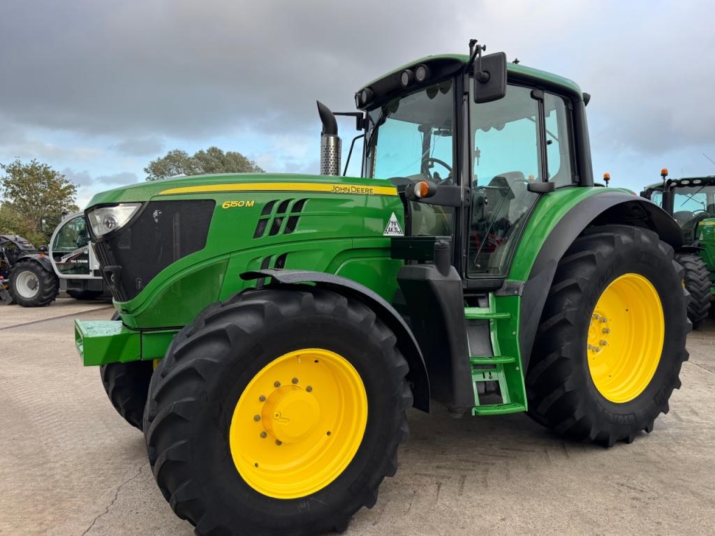 John Deere 6150M
