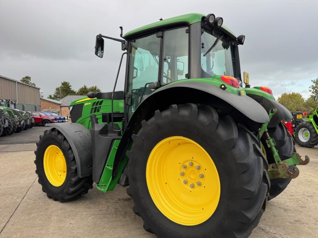 John Deere 6150M