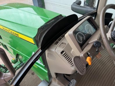 John Deere 6150M