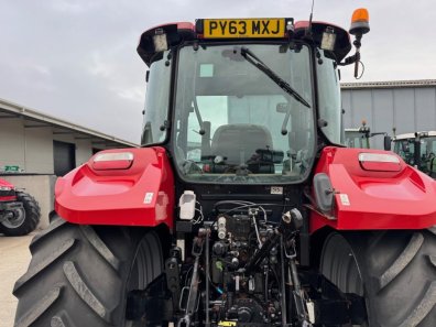 Case Farmall 105U