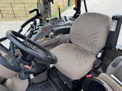 Case Farmall 105U