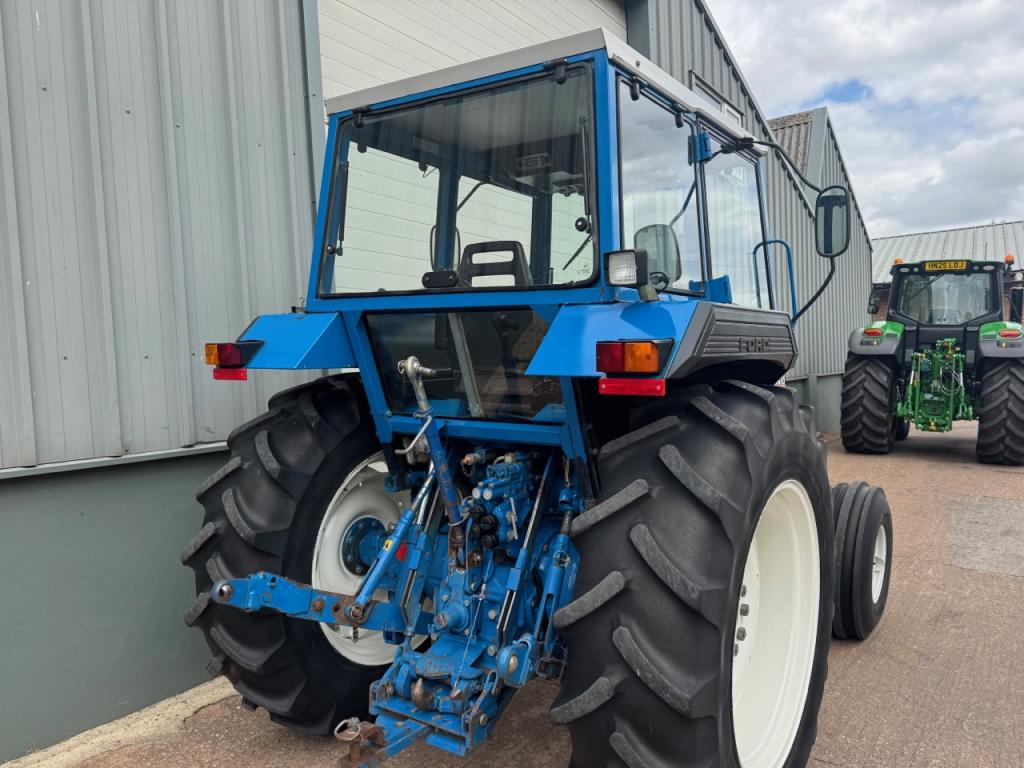 Ford 5610
