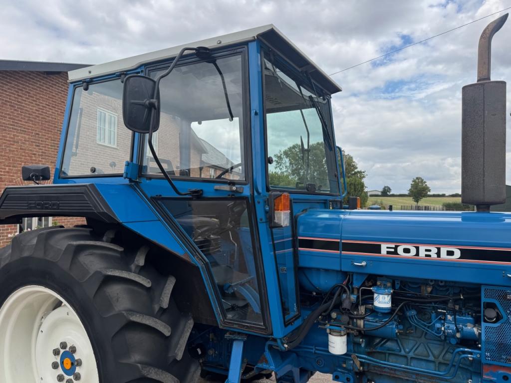 Ford 5610