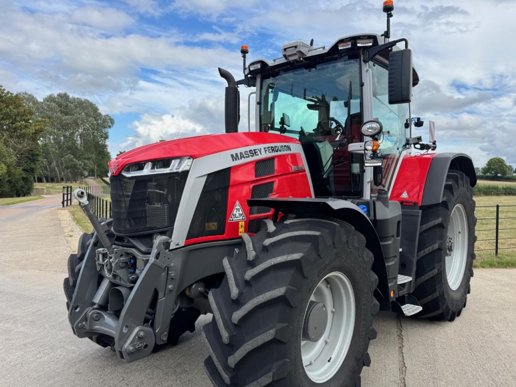 Massey Ferguson 8S.305