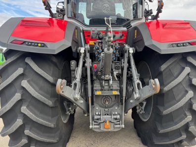 Massey Ferguson 8S.305