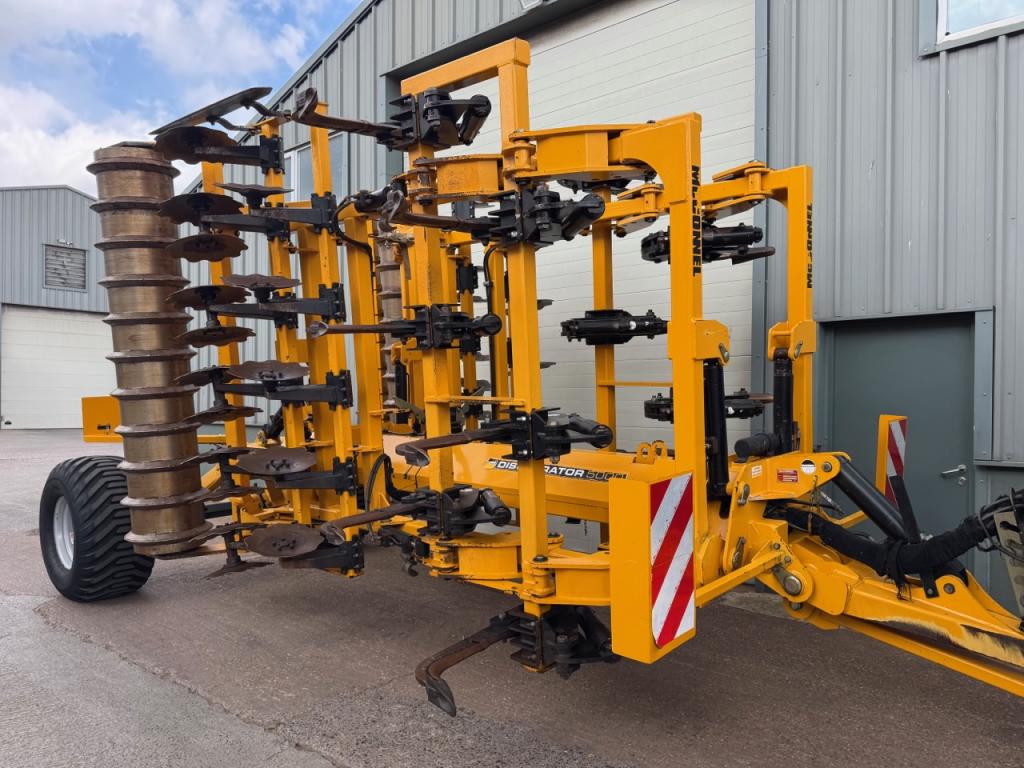 McConnel Discaerator 5000