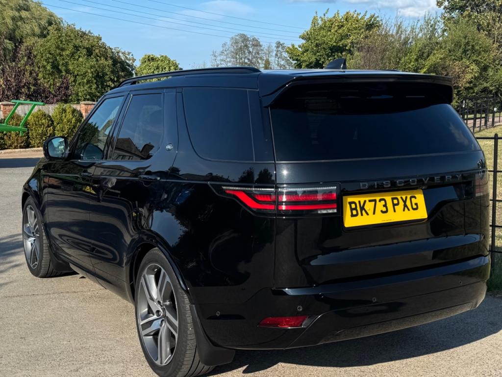 Land Rover Discovery HSE R-Dynamic Commercial D300