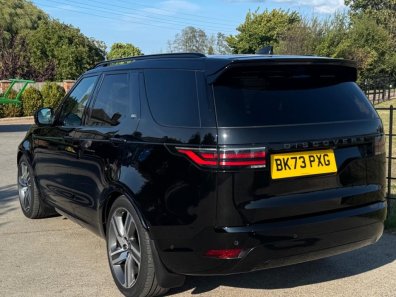 Land Rover Discovery HSE R-Dynamic Commercial D300
