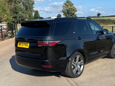 Land Rover Discovery HSE R-Dynamic Commercial D300