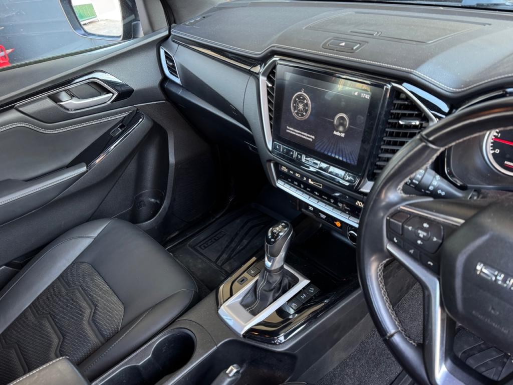 Isuzu D-MAX V-Cross pickup 1.9 Diesel