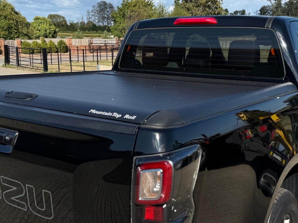 Isuzu D-MAX V-Cross pickup 1.9 Diesel