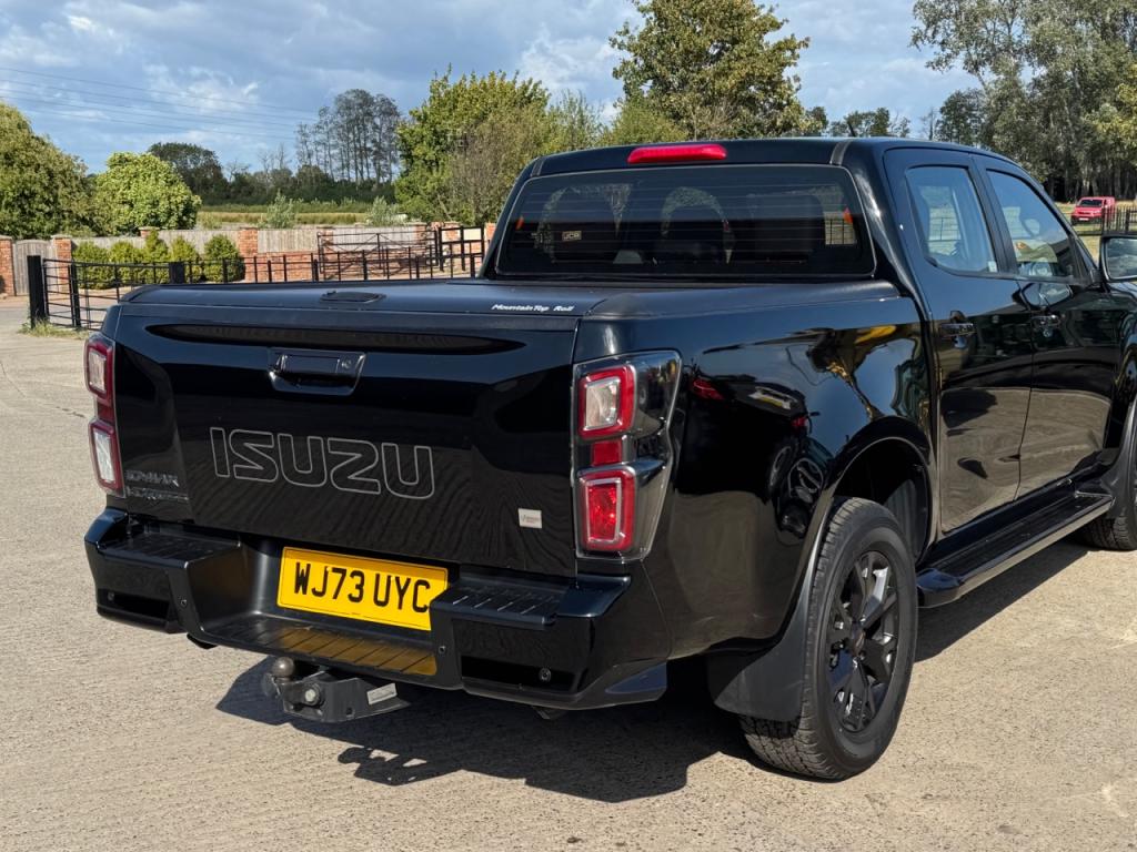 Isuzu D-MAX V-Cross pickup 1.9 Diesel