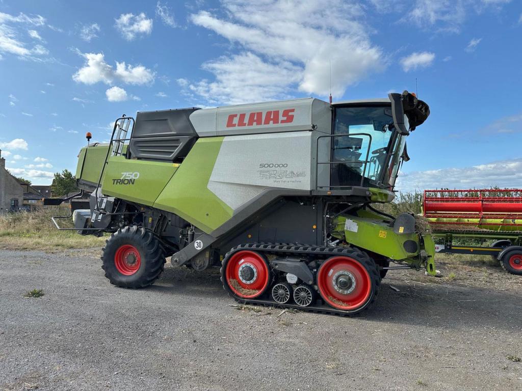 Claas Trion 750TT