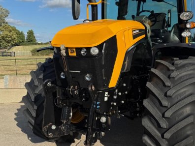 JCB 4220 iCON