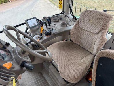 John Deere 6150R