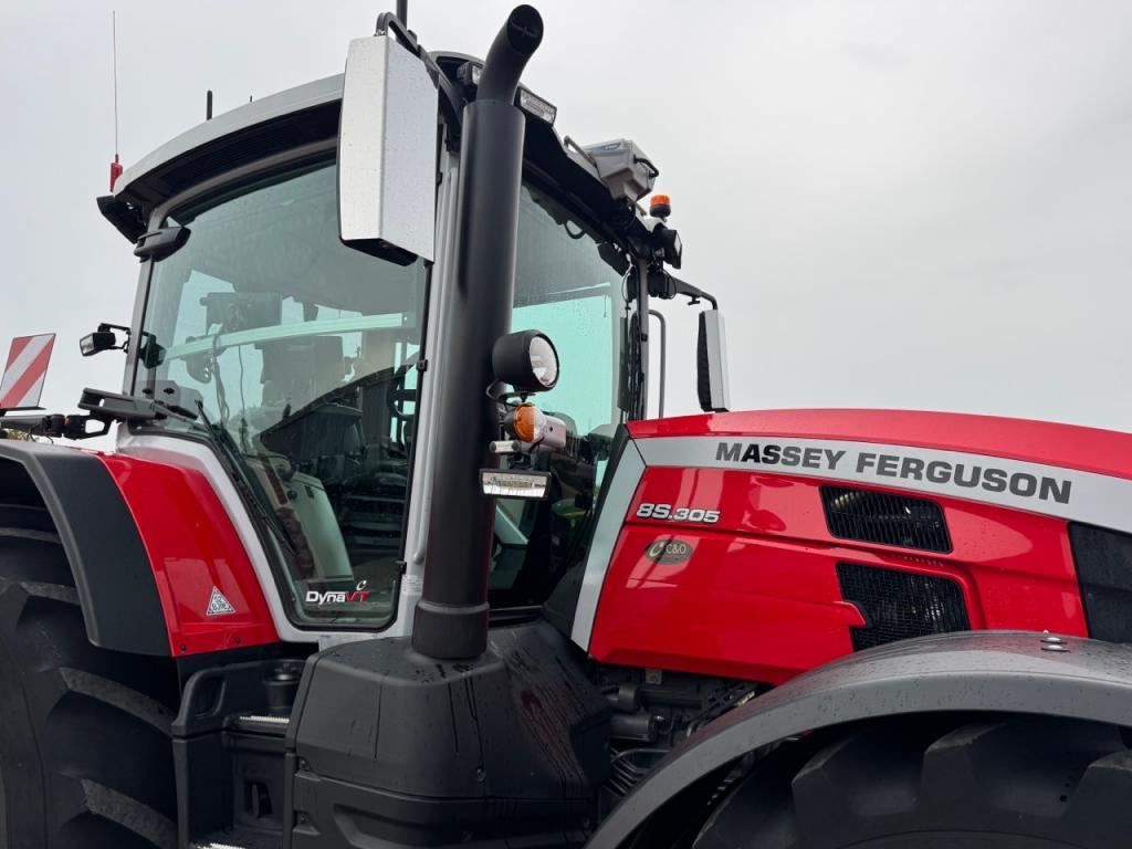 Massey Ferguson 8S.305