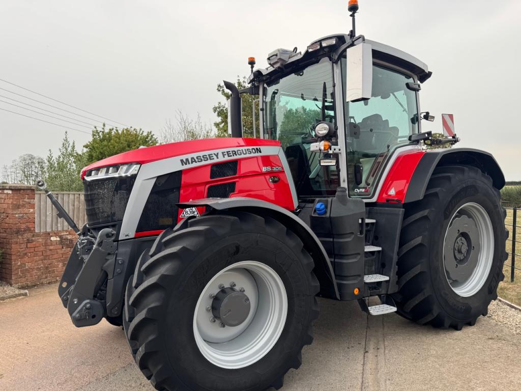 Massey Ferguson 8S.305