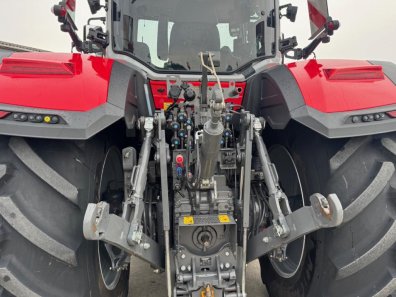 Massey Ferguson 8S.305