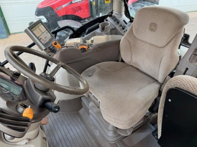 John Deere 6145R