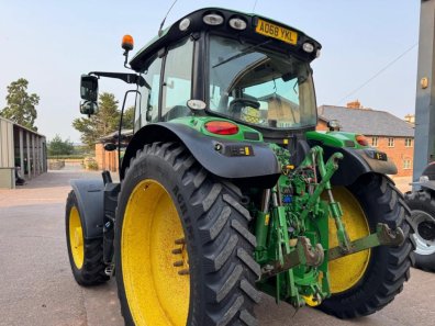 John Deere 6145R