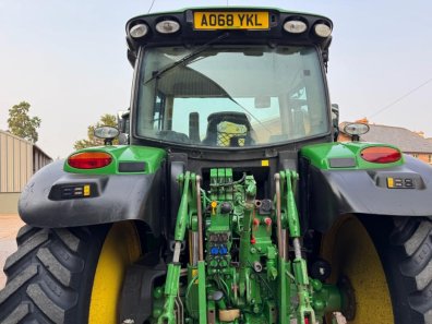 John Deere 6145R