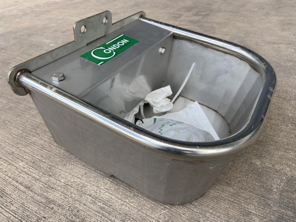 Condon Engineering compact drinker