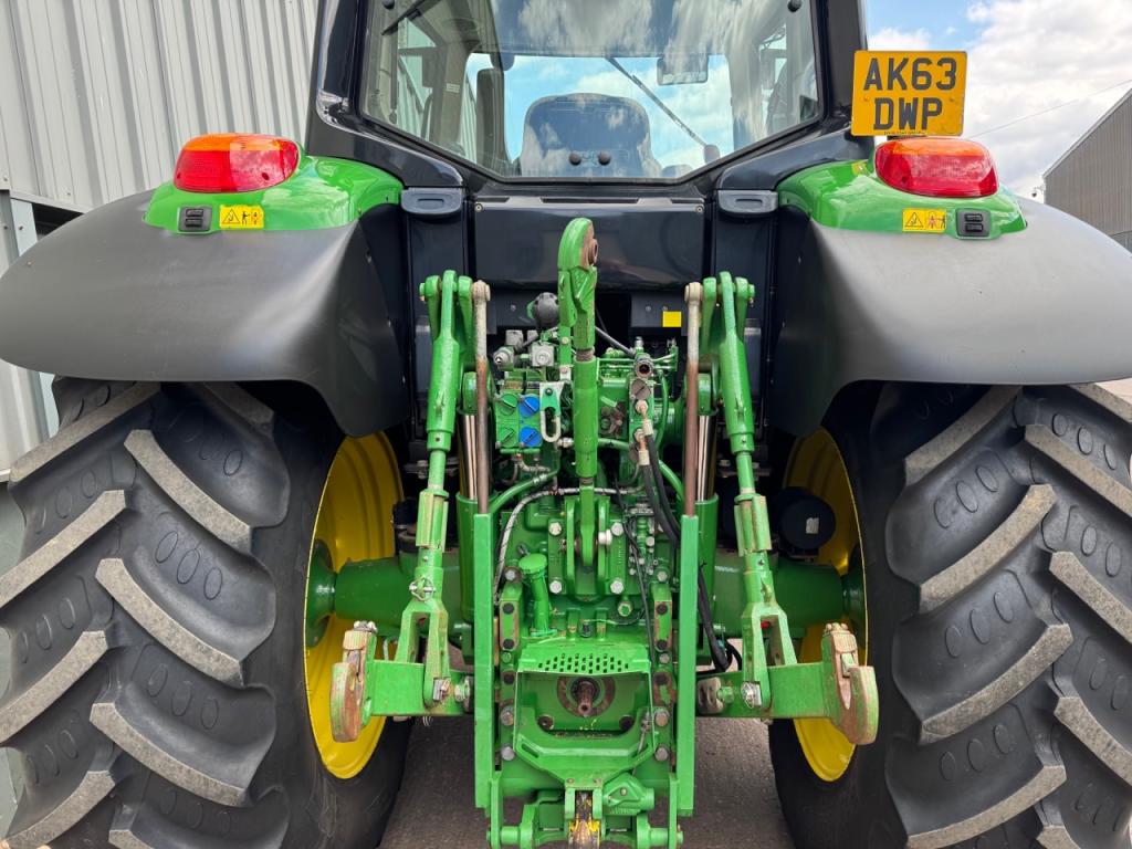 John Deere 6150M