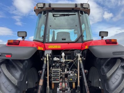 Massey Ferguson 8240 Xtra