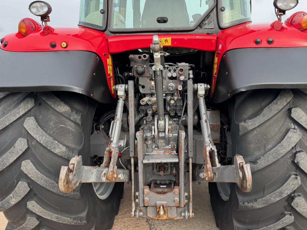 Massey Ferguson 7618