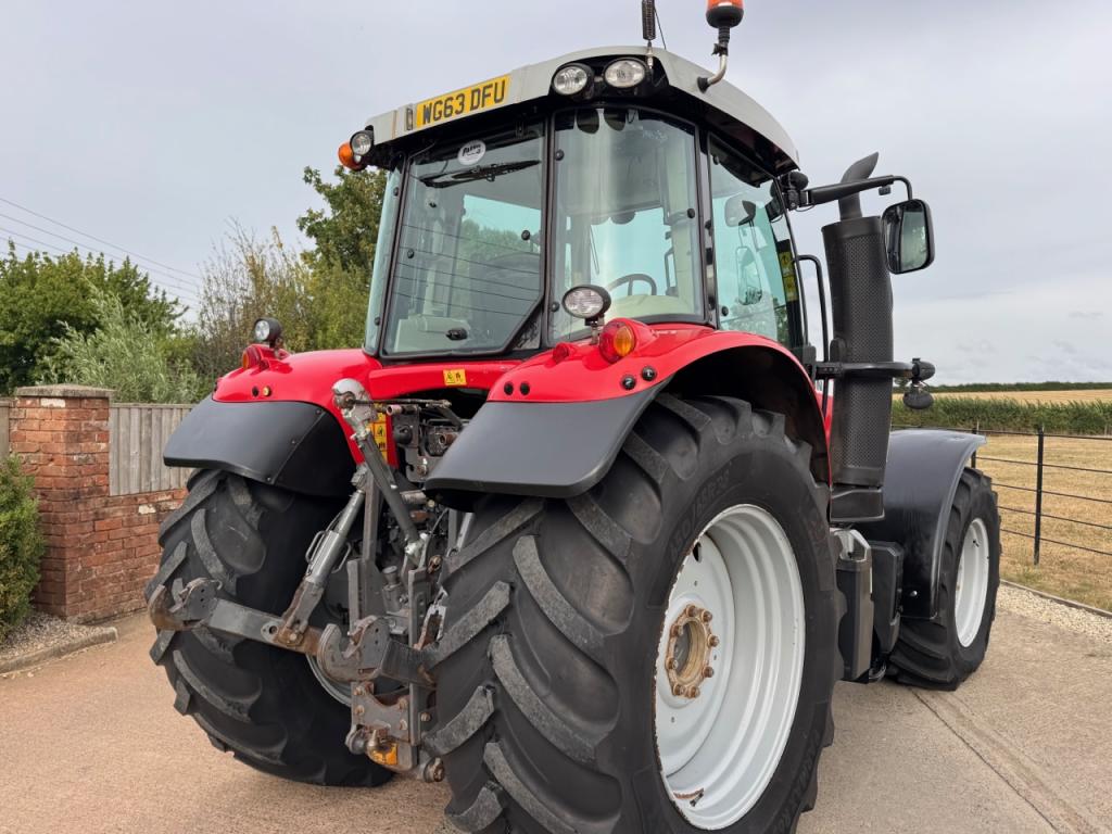 Massey Ferguson 7618