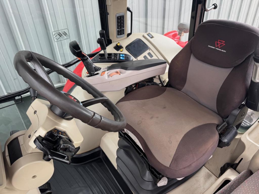 Massey Ferguson 7618