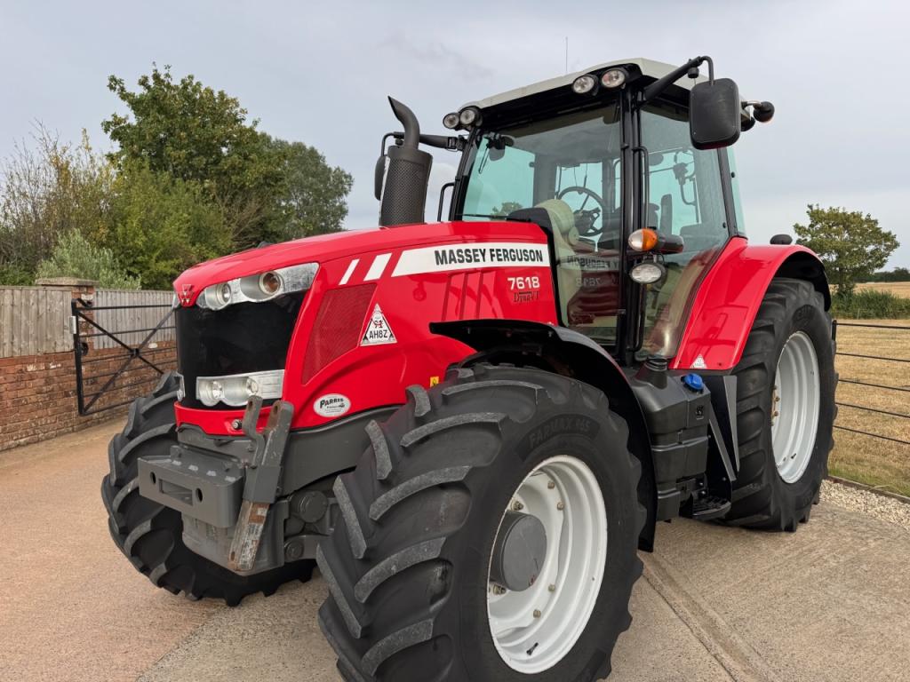 Massey Ferguson 7618