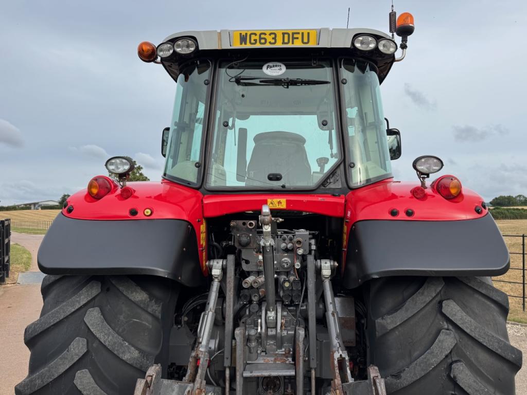 Massey Ferguson 7618