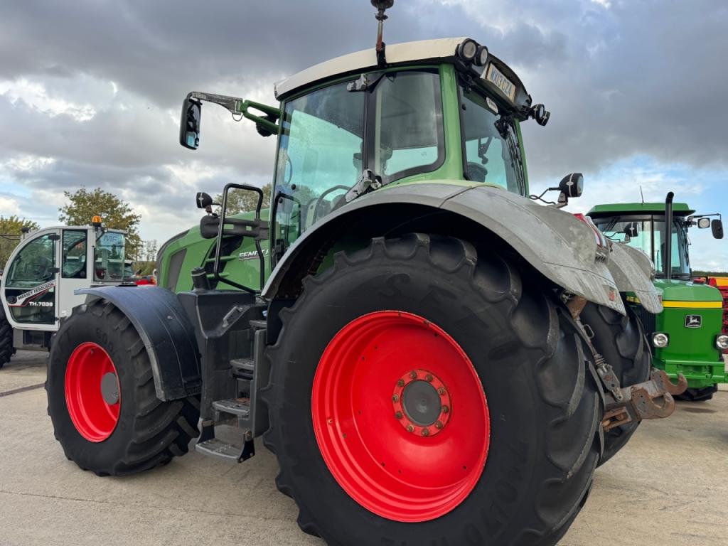 Fendt 828 Profi-Plus